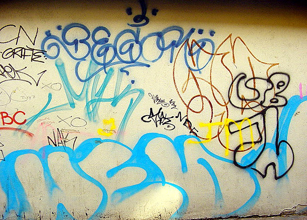 graf_tag_dub_feb_06_01.jpg