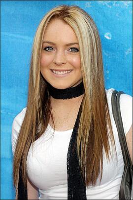 Click on image to see full-sized version Lindsay Lohan