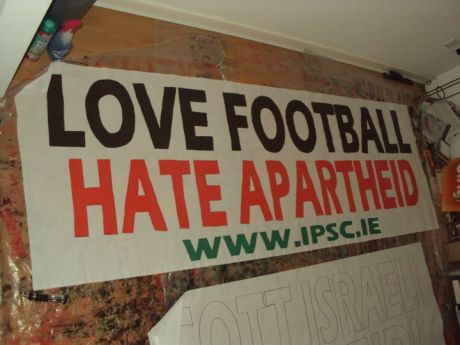 Click on image to see full-sized version Love Football, Hate Apartheid