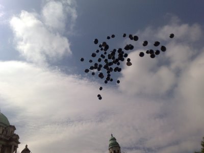 Click on image to see full-sized version british_armed_forces_day_protest_011.jpg
