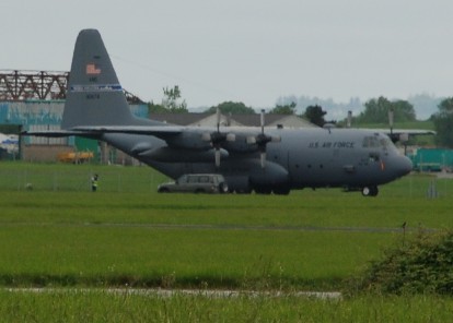 Click on image to see full-sized version US Hercules at Shannon 23May07