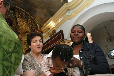 the child was baptised in Ceuta yesterday, her mother brought her over the wall last thursday. Her father came over in July.