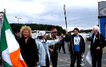 Paula Flies The Flag While Laurence ... Paula Flies The Flag While Laurence ...
