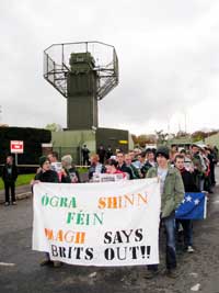 Demanding Demilitarisation in October '04