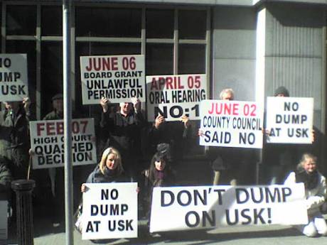 Usk 'Superdump' protest , An Bord Pleanála Offices, Dublin , Friday April 11 , 2008.