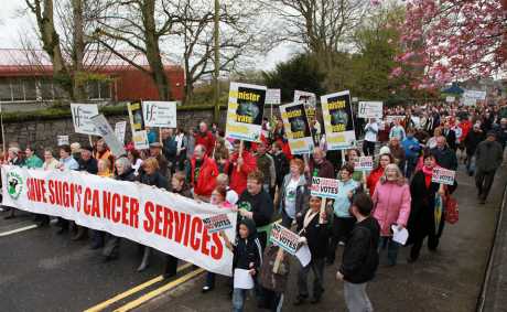 The crowd reaches Sligo General