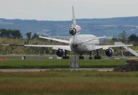 US Troopcarrier OMNI Air at Shannon Easte Sunday