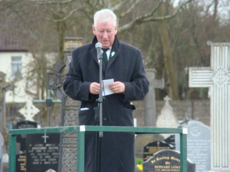Val Lynch addresses 32 csm commemoration