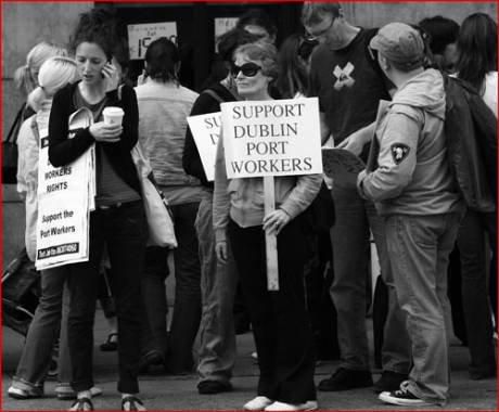 Click on image to see full-sized version Preparing for the rally.