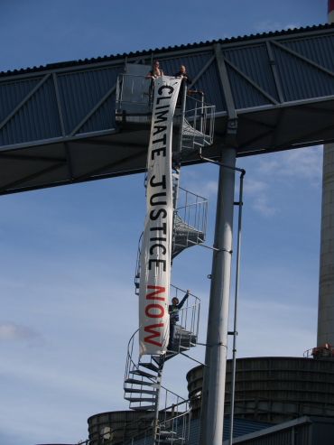 Banner drop at Edenderry power station