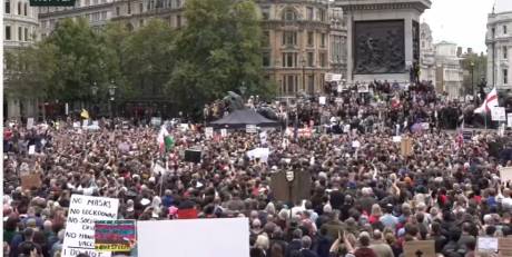 london_protests_aug29_2.jpg