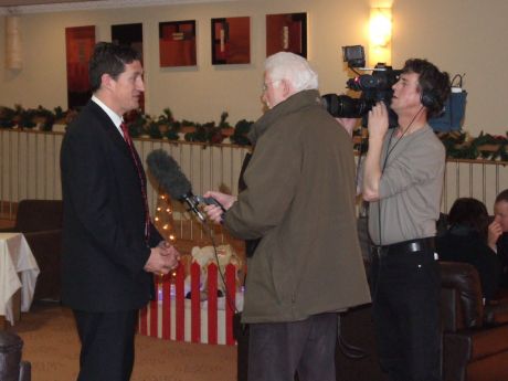 Click on image to see full-sized version Minister Eamon Ryan trying to justify the ongoing State facilitation of Shell.