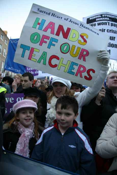 dublin_education_cuts_rally_dec65.jpg