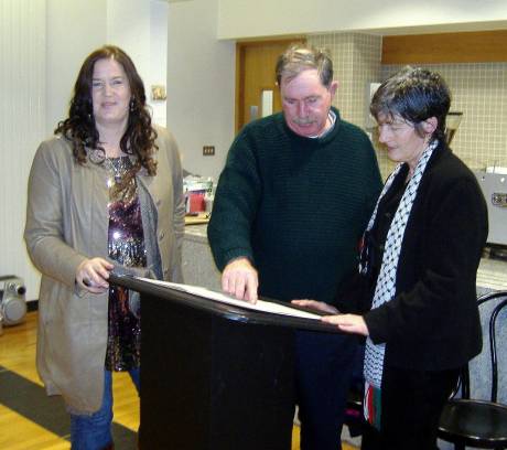 Colette Nic Aodha, poet, with poet Seosaimh O Guairim and Cllr. Catherine Connolly, who launched the book