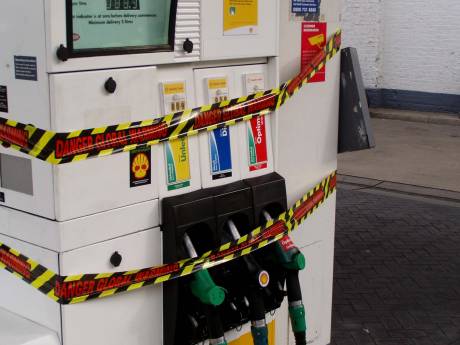 Petrol Pumps Closed
