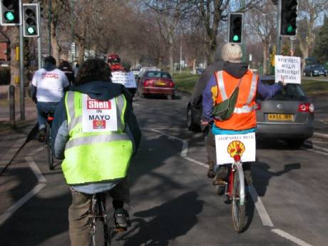 Critical Mass en route