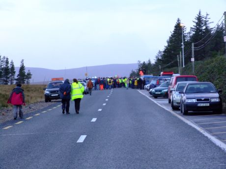 The end of the march observed from a distance