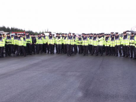 Click on image to see full-sized version Gardai