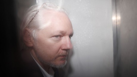 julian_assange_in_prison_van.jpg