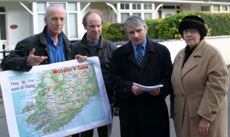 Minister of Defence  Willie O’Dea T.D.  was presented with over 100 letters urging government action to hold Israel to account for its crimes against the Palestinian people. Left to right: Sean Clinton, Michael Geraghty, Minister Willie O’Dea T.D. and Bri