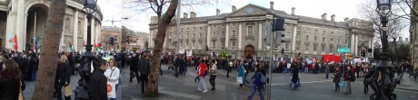 Panorama of the march (Dame St / Westmoreland St)