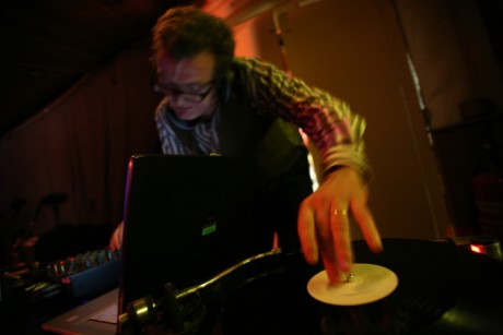 Click on image to see full-sized version DJ Smooth