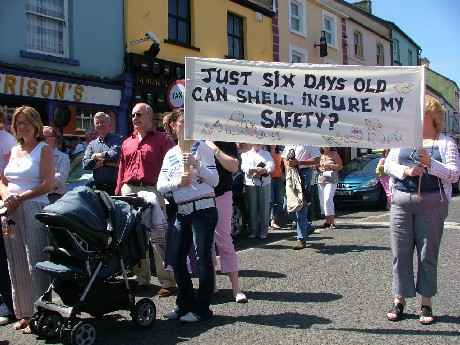 A Clear Message at Ballina Demo 16/07/05