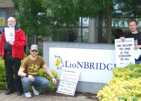 lionbridge_picket1.jpg