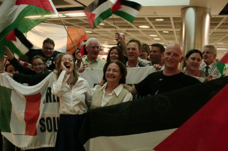IPSC members and other supporters at Dublin Airport