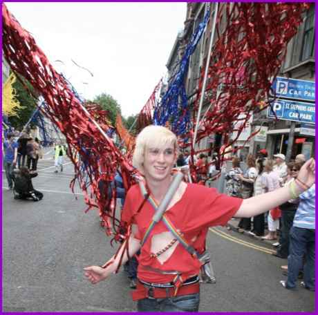 3._pride_2010_img_0732.jpg