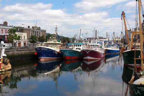 Tie the MInister, Not the Boats