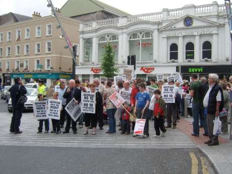 Start of March at Daunt's Square