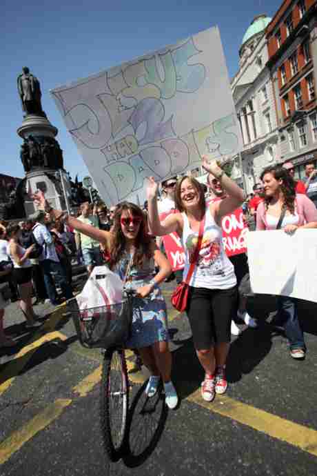 1433_gay_pride_dublin.jpg