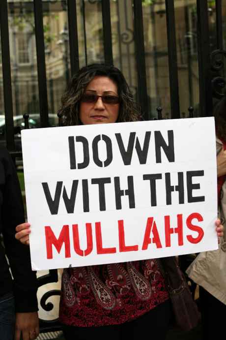 iran_protest_dublin_4.jpg