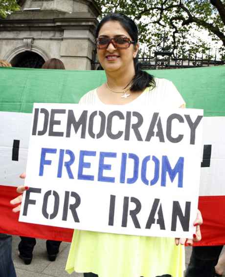 iran_protest_dublin_7.jpg