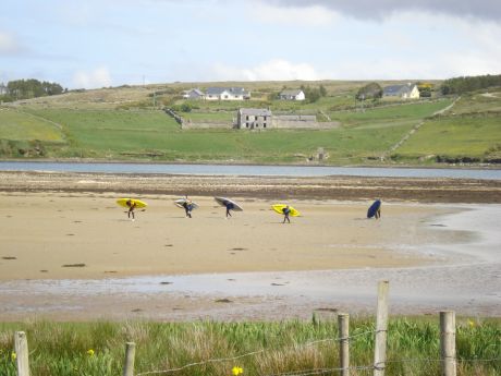 come boatingt in sunny Glengad, one of the boating workshops