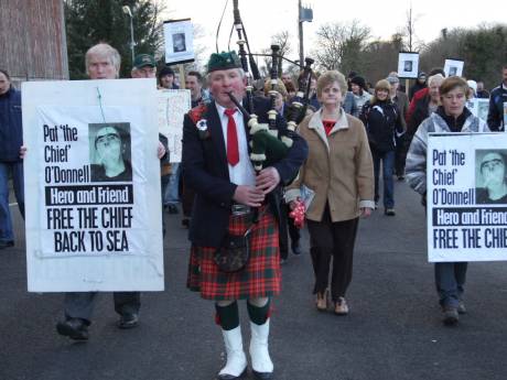 Piper Benny Canavan leads the Pat O'Donnell Prison Parade.