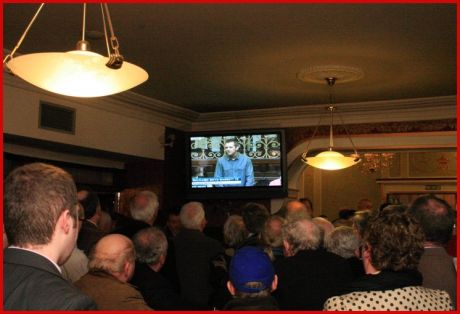 Richard Boyd Barrett and his maiden speech getting a attentive audience (mostly FG supporters) in Buswells Hotel, across the road from the Dil.