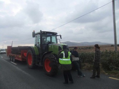 Earlier blocking of tractor carrying bogmats