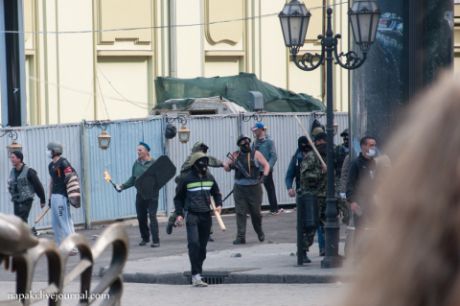 Click on image to see full-sized version In picture - armed AntiMaidan thugs in Odesa, 2nd of May 2014.