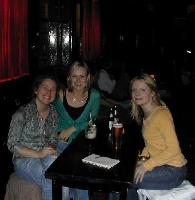 Click on image to see full-sized version enjoying the night: vivienne Drennan, Paulien O'Reilly and Lenore Mulhall