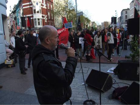 Singing the Internationale