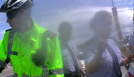 Click on image to see full-sized version The coward runs away as Reilly arrests Aga
