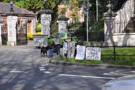 Kevin Flanagan and John Ayres at the hunger strike protest