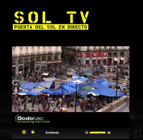 Puerto del sol en directo (sun gate square live) <the revolution is being televised>