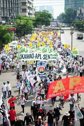 20131maylabordayphilippines.jpg