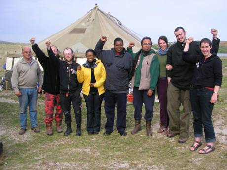 Desmond D'Sa & Siziwe Khanyile visit Rossport Solidarity Camp.