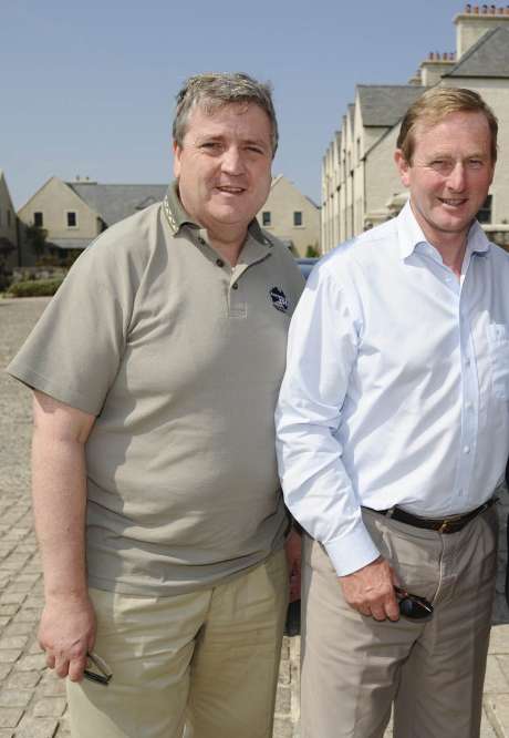 Click on image to see full-sized version Deputy Pat Breen surrounded by a crowd of admirers