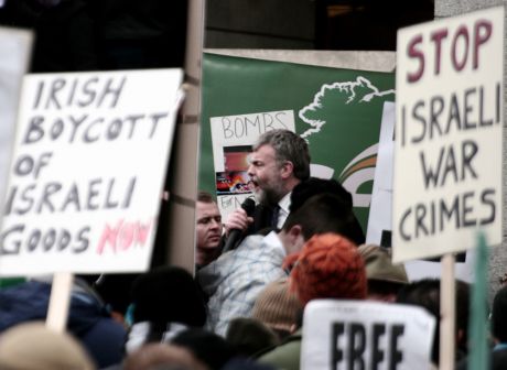 1._jack_oconnor_israeli_embassy_demo_10109_img_7423.jpg