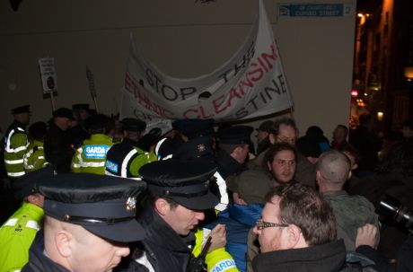Click on image to see full-sized version Image copyright, Paul Reynolds - http://www.flickr.com/photos/paul_reynolds/
